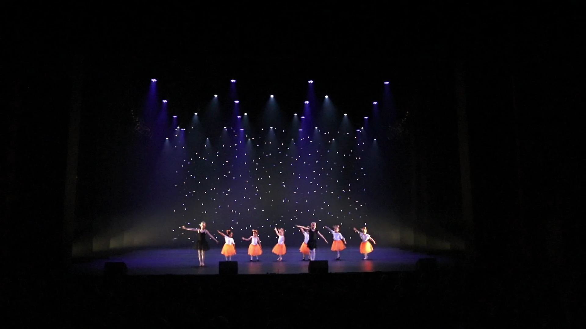 Beeld uit het optreden Kleuter Ballet 4+ tijdens The Magic of Dance